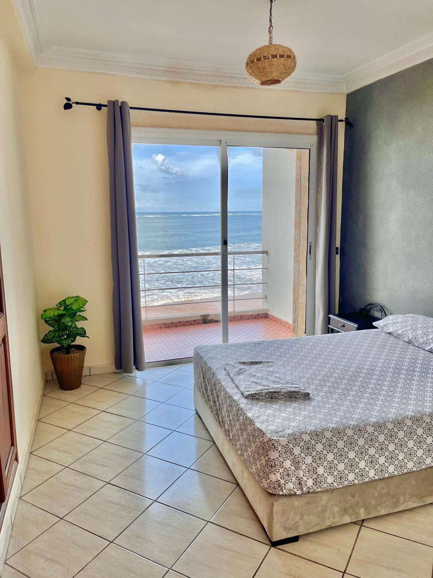 Splendid Beachfront Villa In Sidi Bouzid Beach With Pool Douar Ourlali Exterior photo
